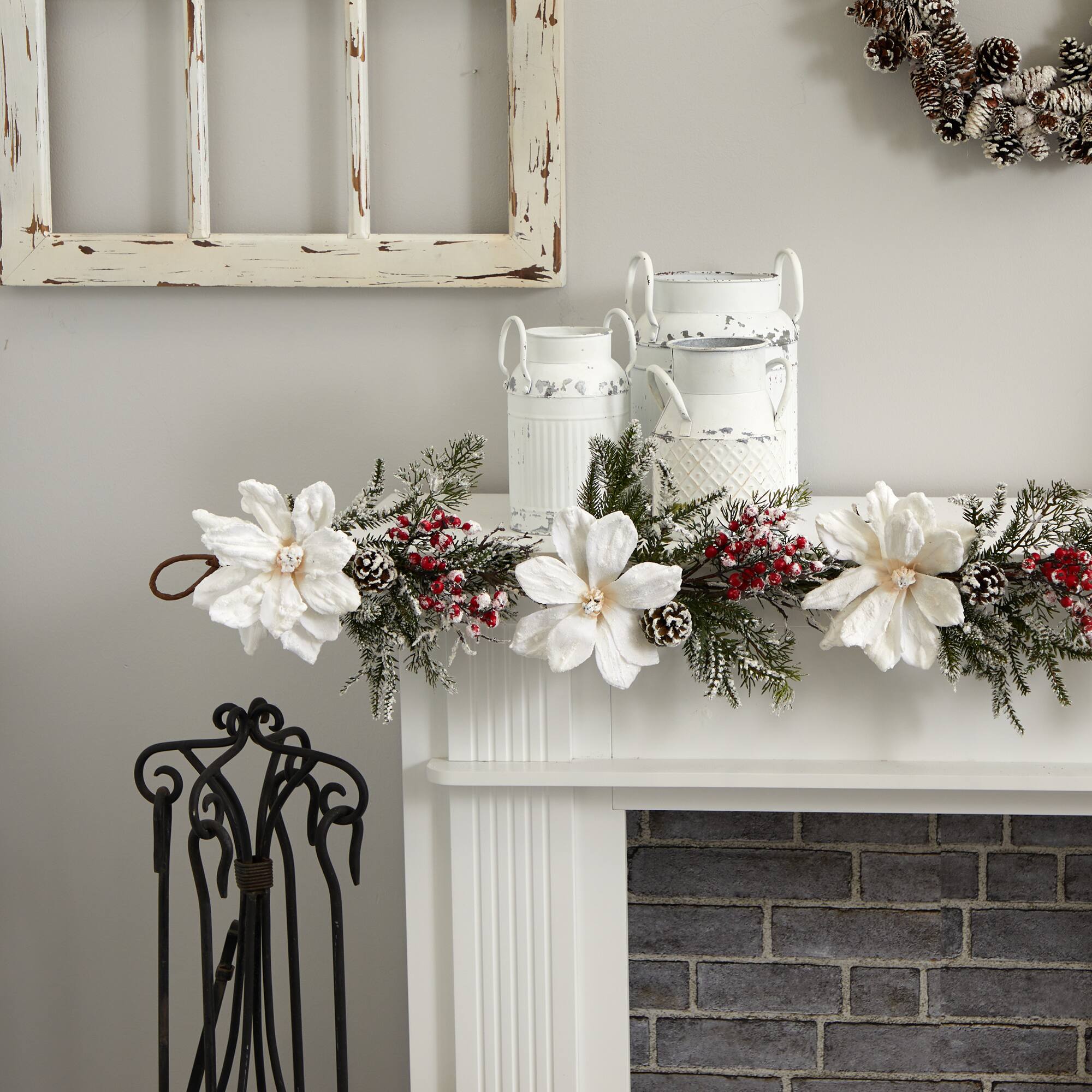 5ft. Frosted Magnolia & Berry Garland